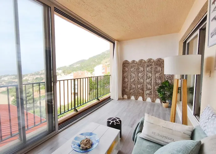 With Balcony - Sea View Apartment Ajaccio (Corsica)