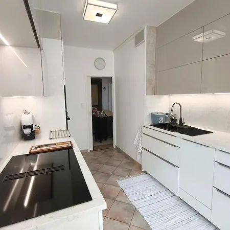 Apartman With Balcony - Sea View